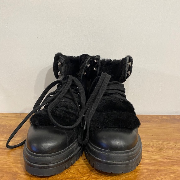 Elena Solano Black Faux Fur Lace Up Booties - Picture 4 of 8